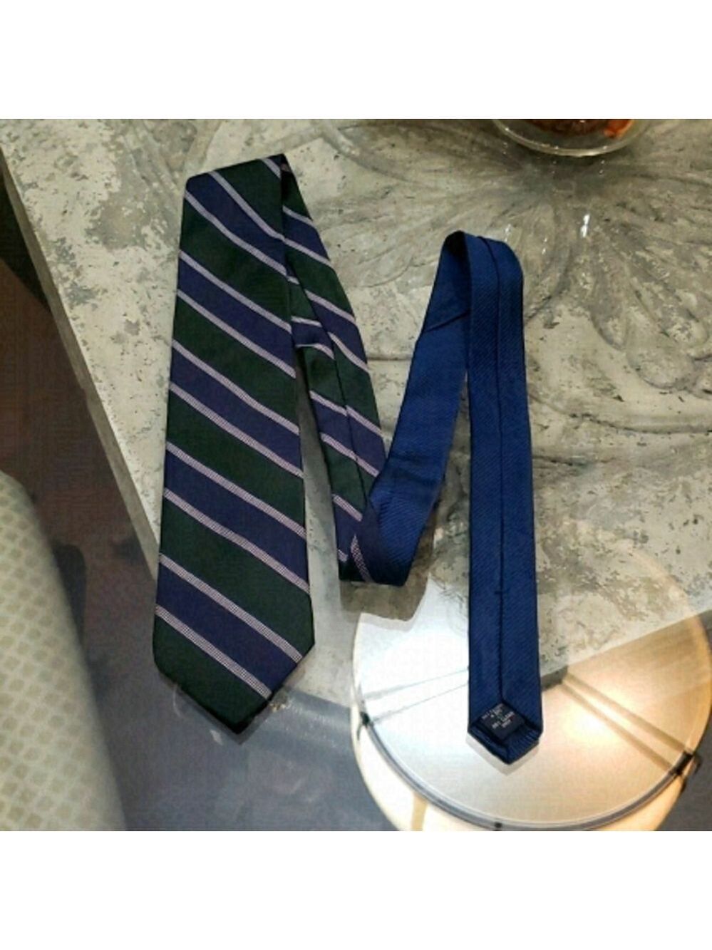 Tommy Hilfiger silk stripped tie